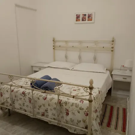 Mini A Apartament *